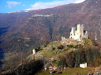 Chateau cathare de Miglos, début 13ème siècle.