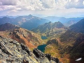 Leilence et le ressourcement en Pyrénées sont plus beaux au printemps.